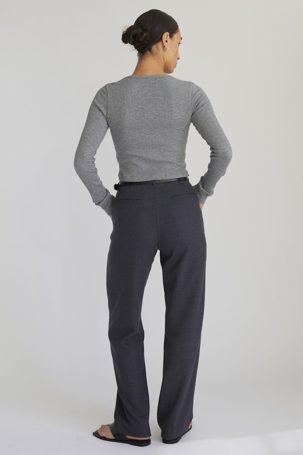 Cropped Fitted Long Sleeve Top - Almina Concept 