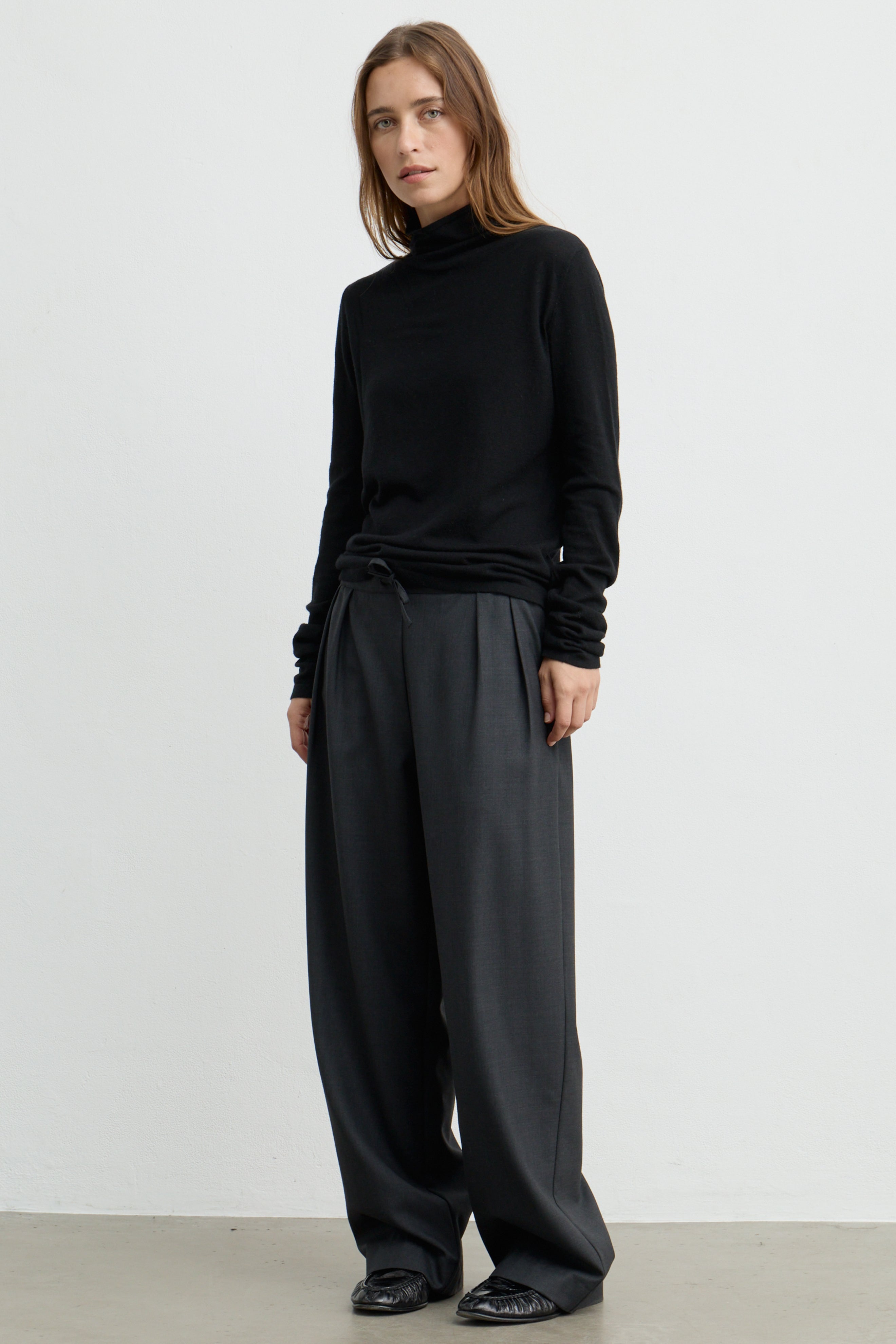 Funnel Wool/Cash Turtleneck