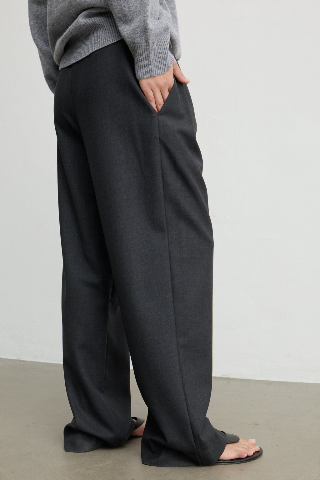 Waist Tie Wool Trousers