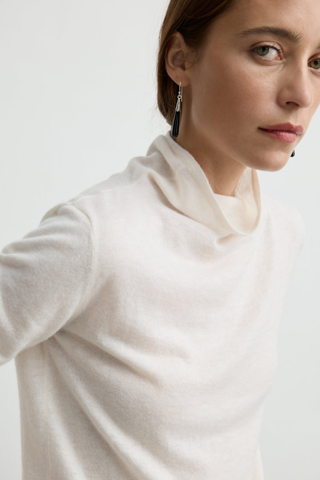 Funnel Wool/Cash Turtleneck