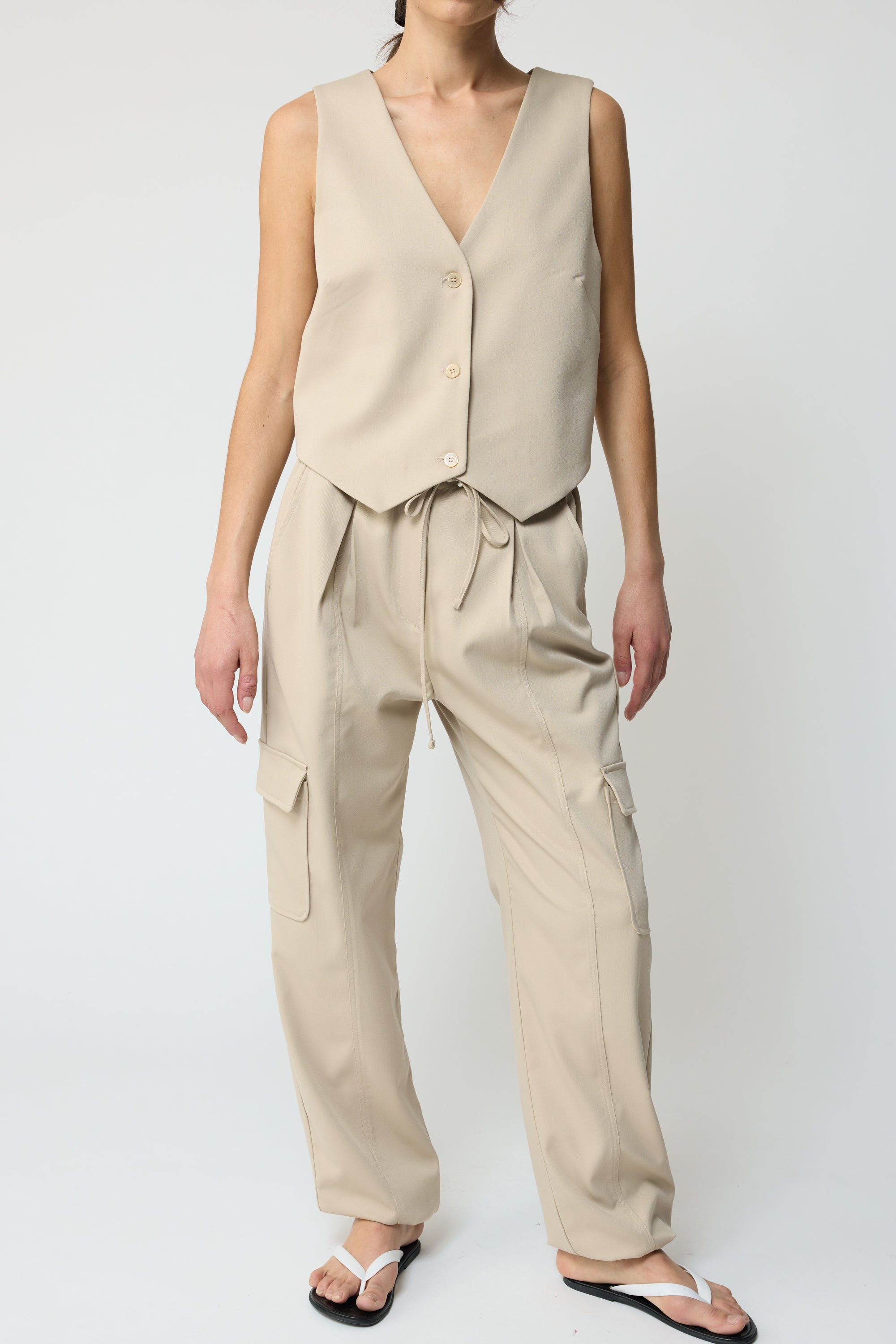 Elastic Ankle Cargo Pants - Almina Concept 