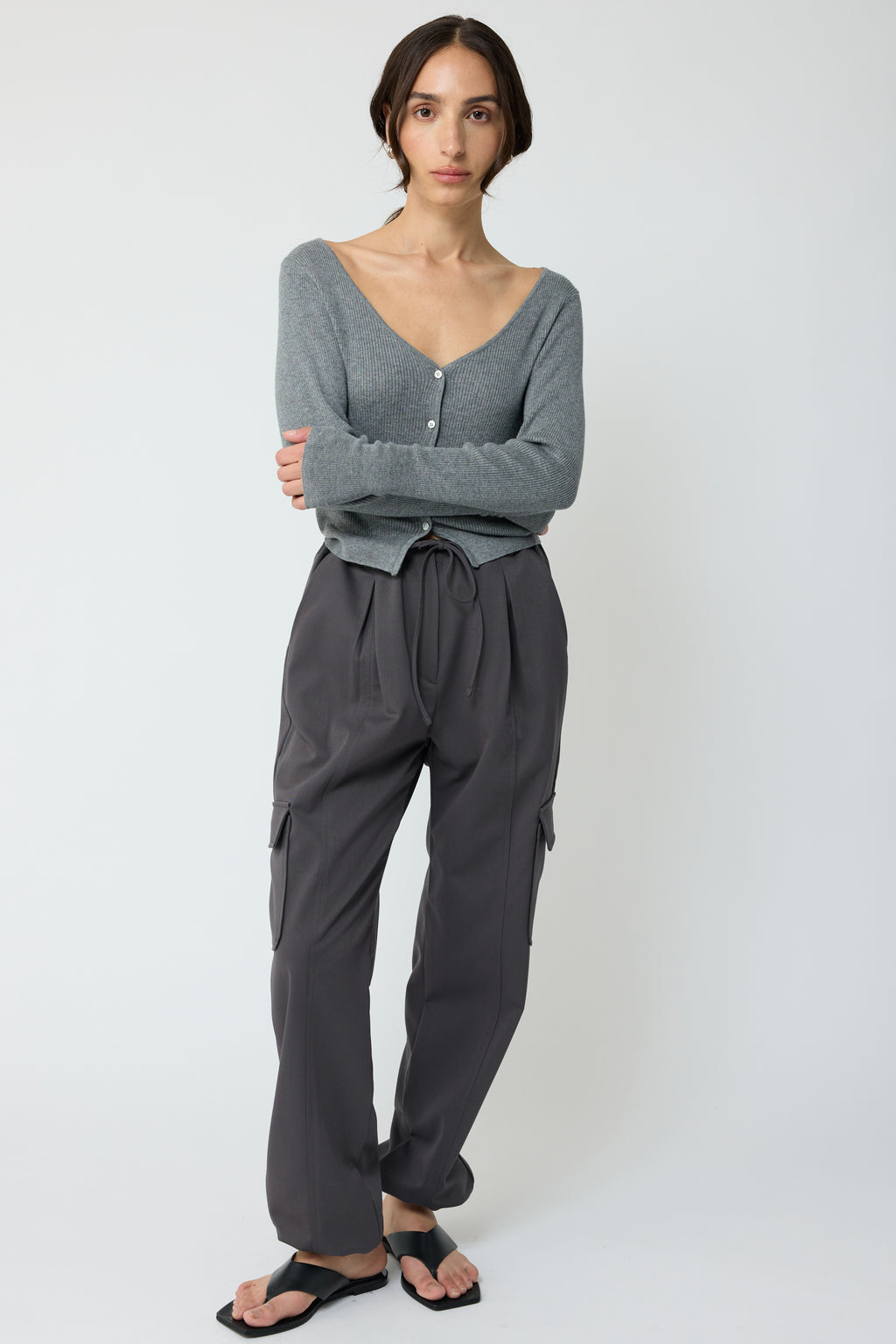 Cropped V Neck Cardigan - Almina Concept 