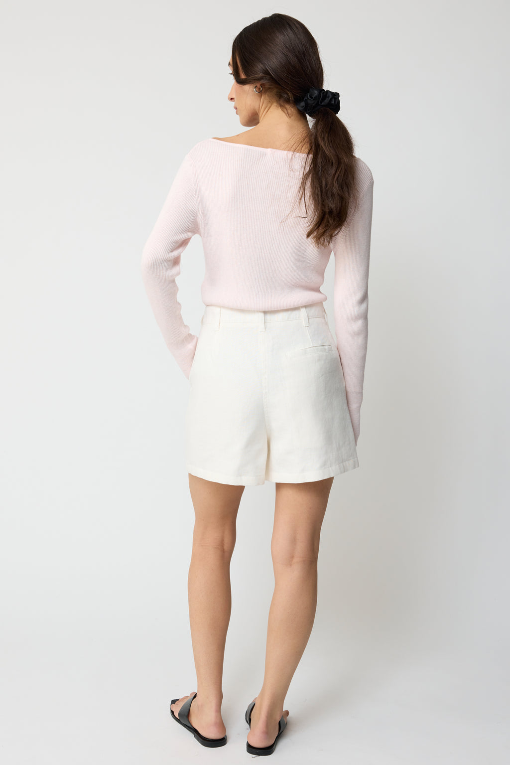 Cropped V Neck Cardigan - Almina Concept 