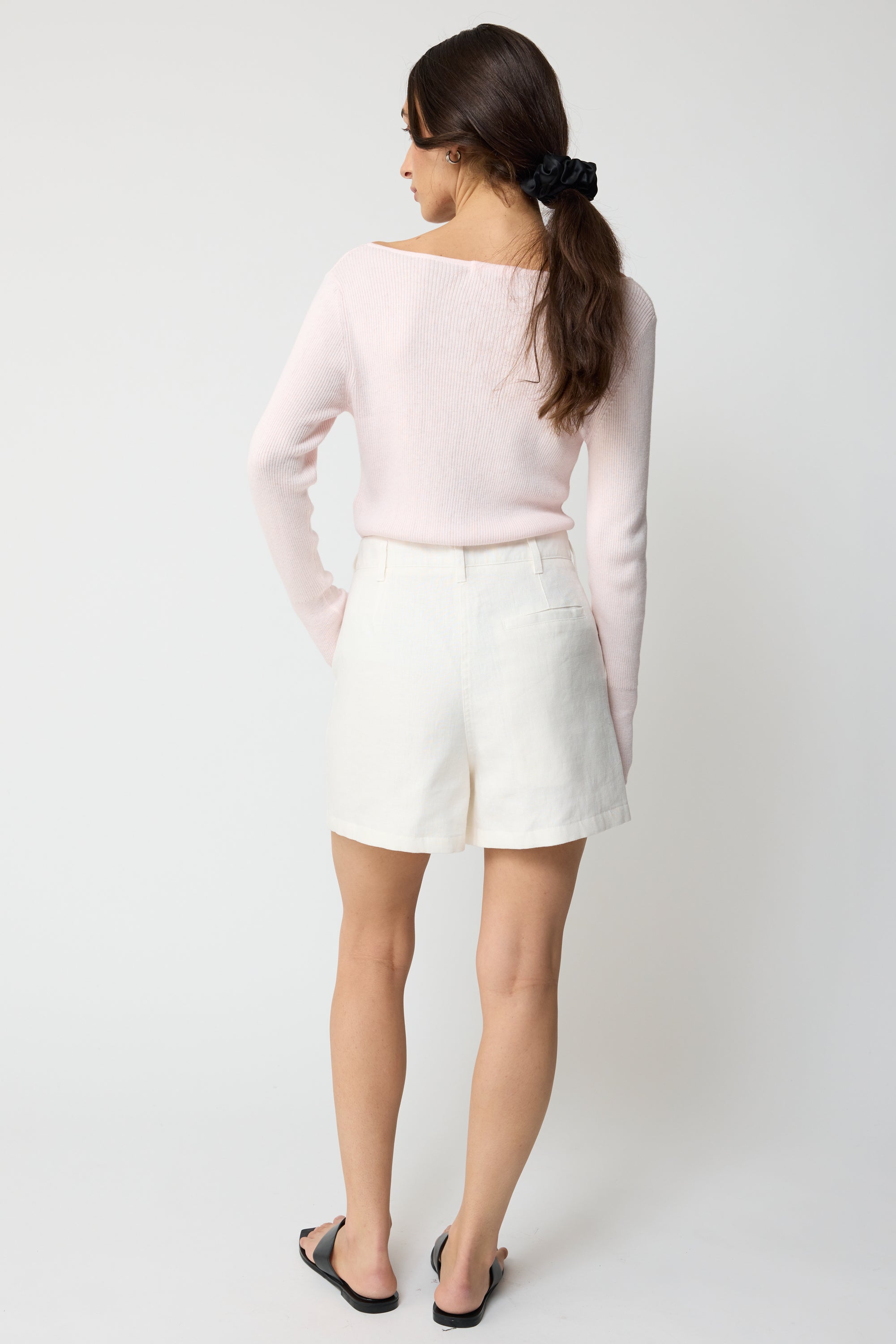 Cropped V Neck Cardigan - Almina Concept 