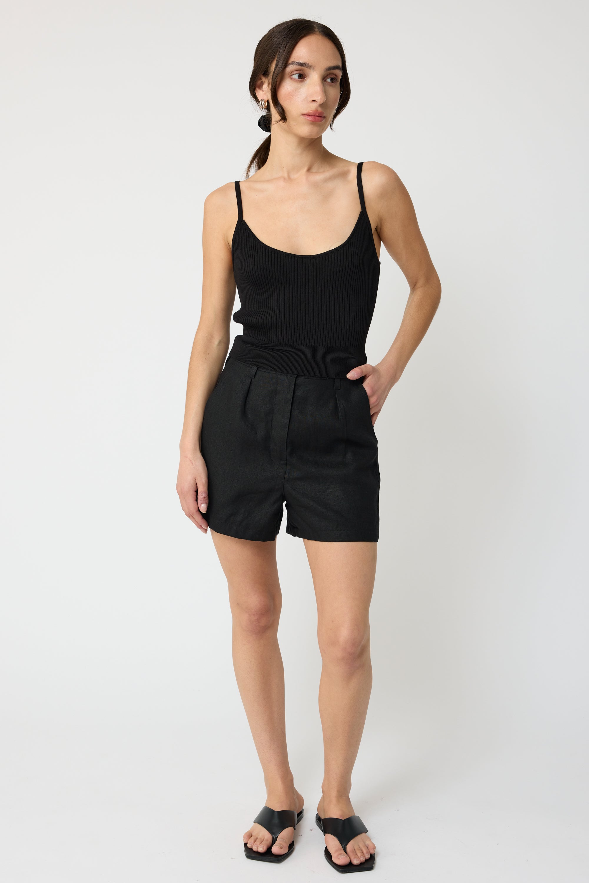 Linen Pleated Shorts - Almina Concept 