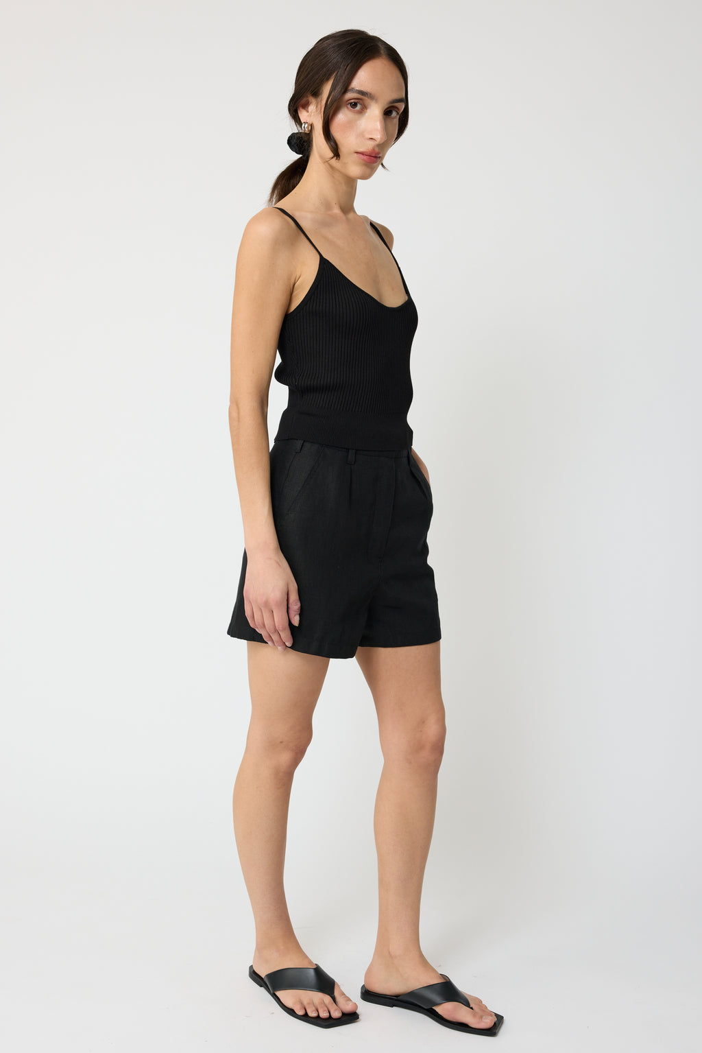 Linen Pleated Shorts - Almina Concept 