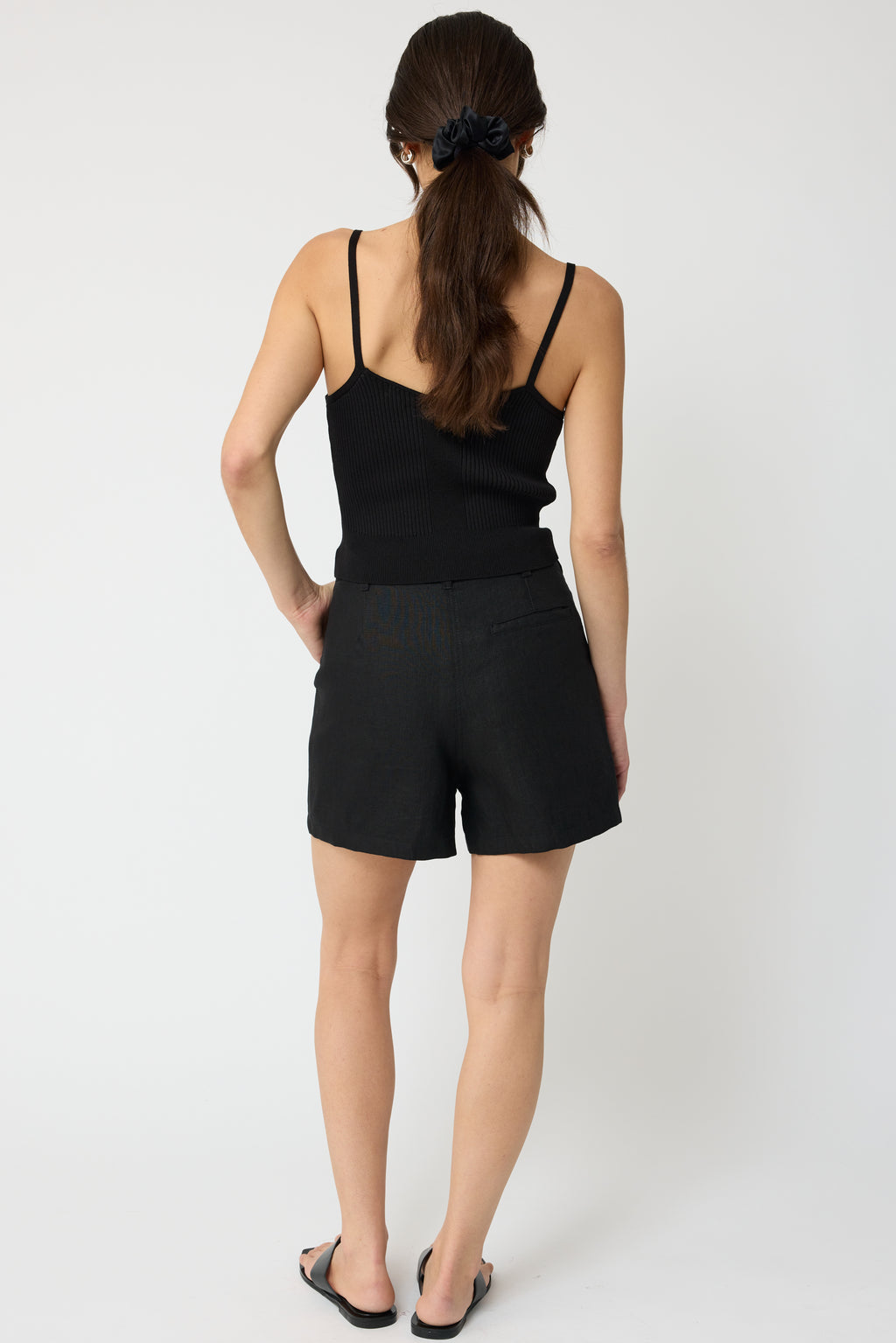 Linen Pleated Shorts - Almina Concept 