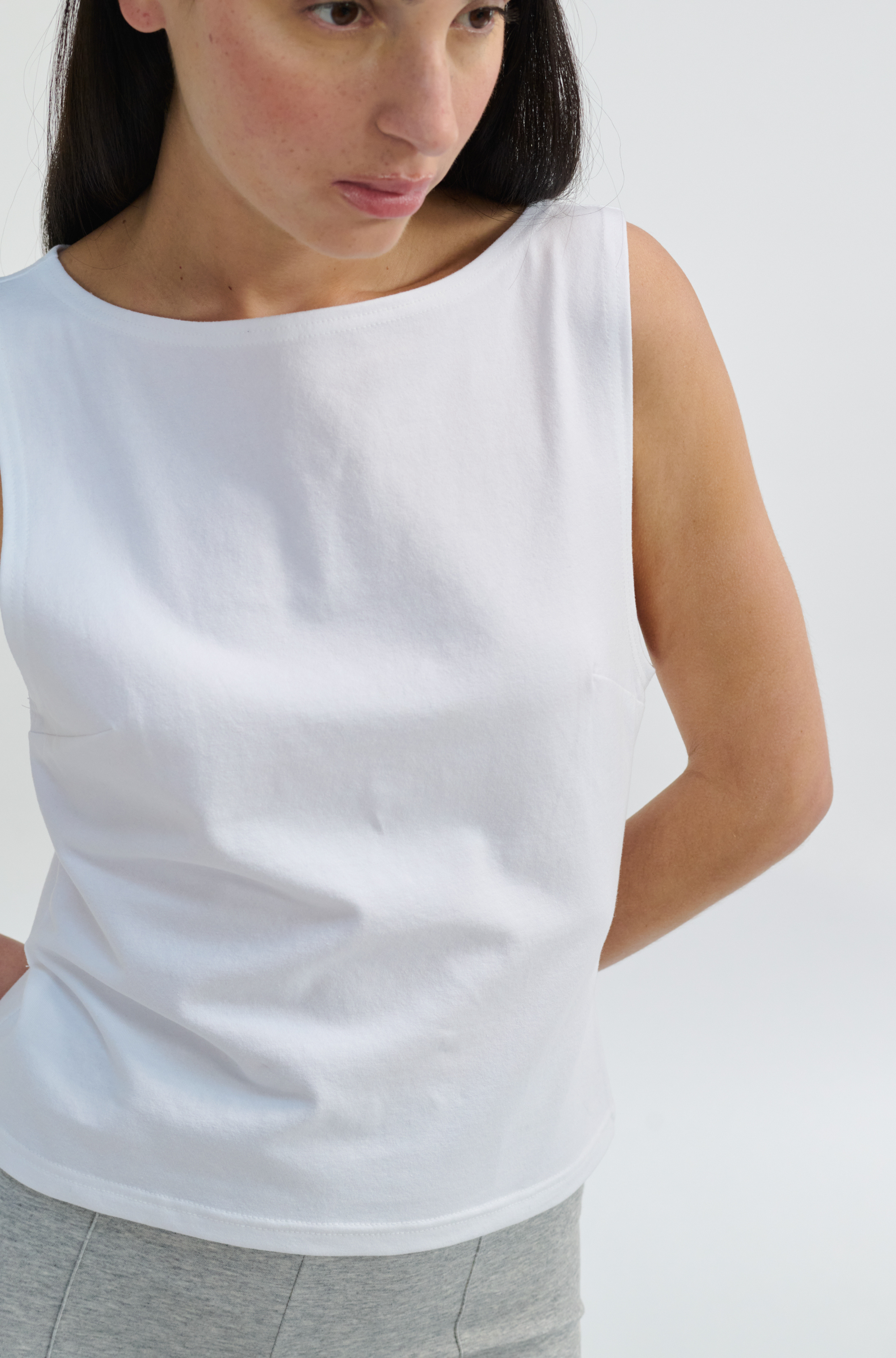 Boat Neck Tank Top - Almina Concept 