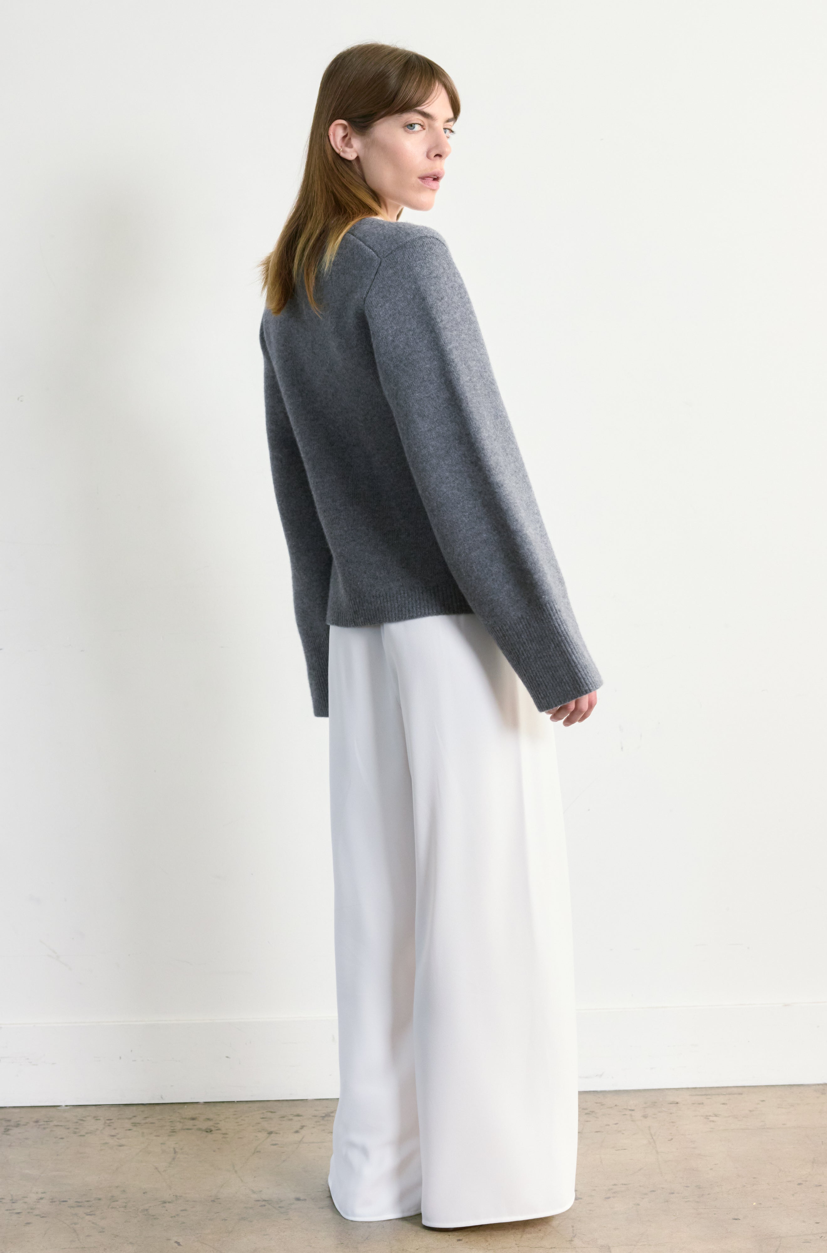 V Neck Cardigan - Almina Concept 