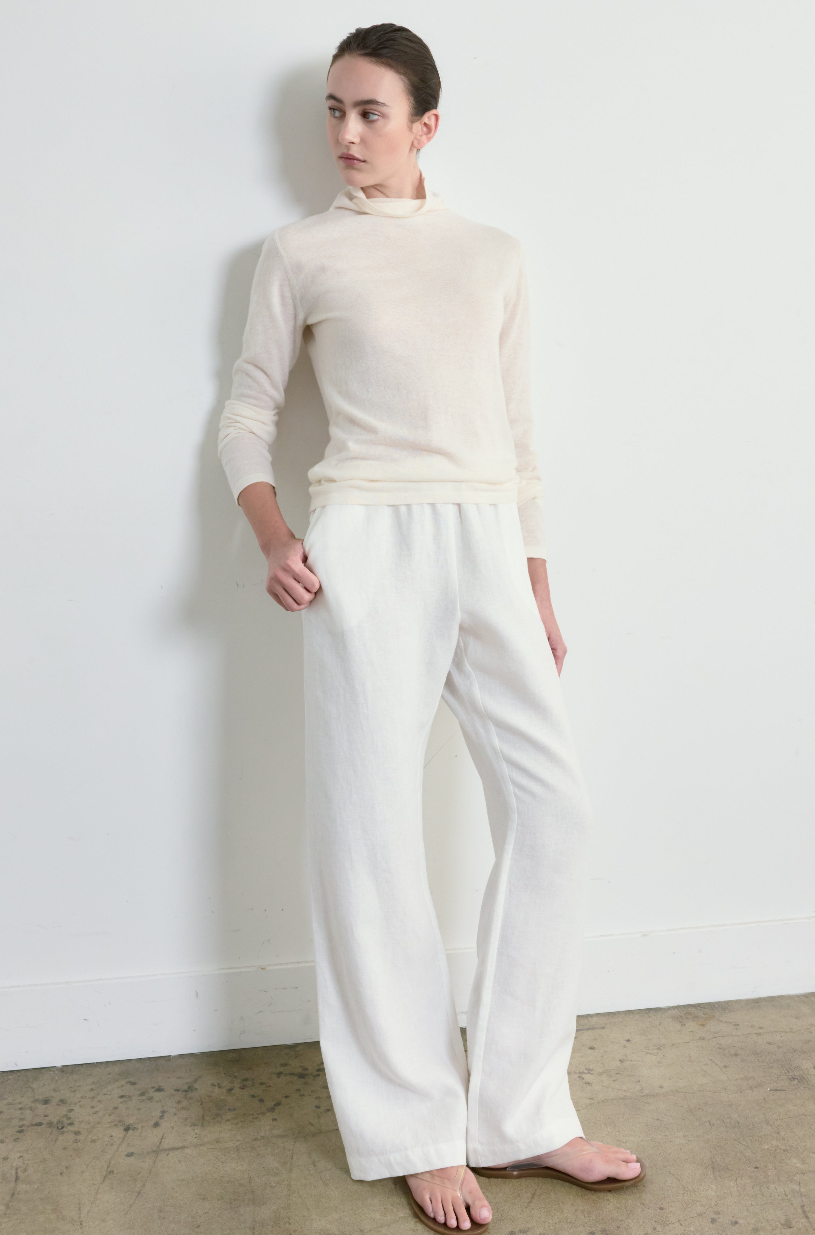 Funnel Wool/Cash Turtleneck - Almina Concept 