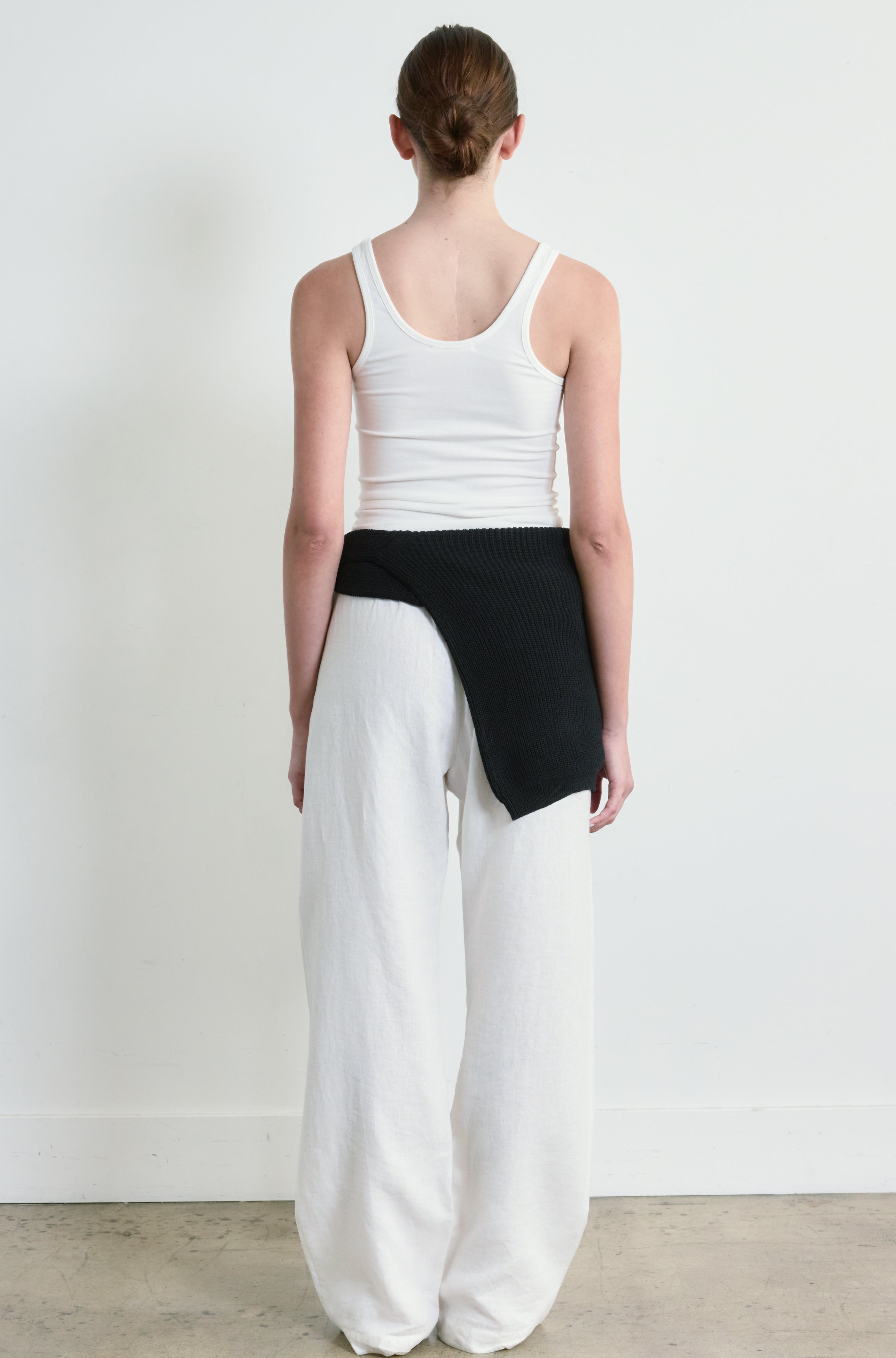Almina Concept - Scoop Neck Tank in White