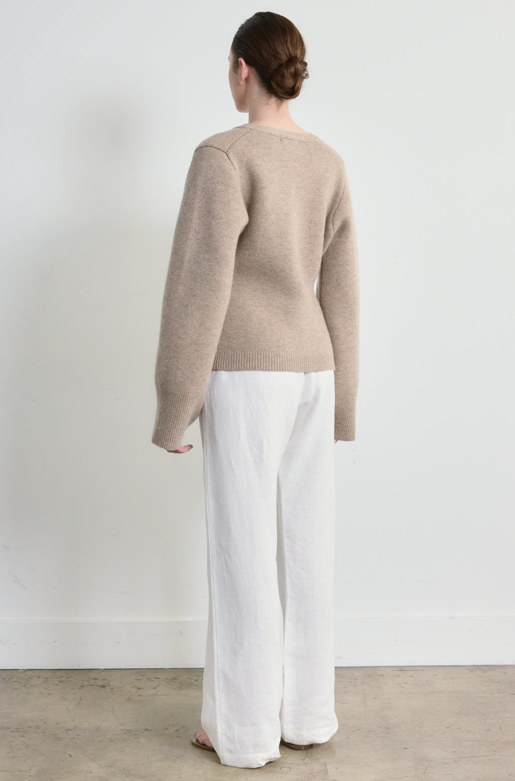 V Neck Cardigan - Almina Concept 