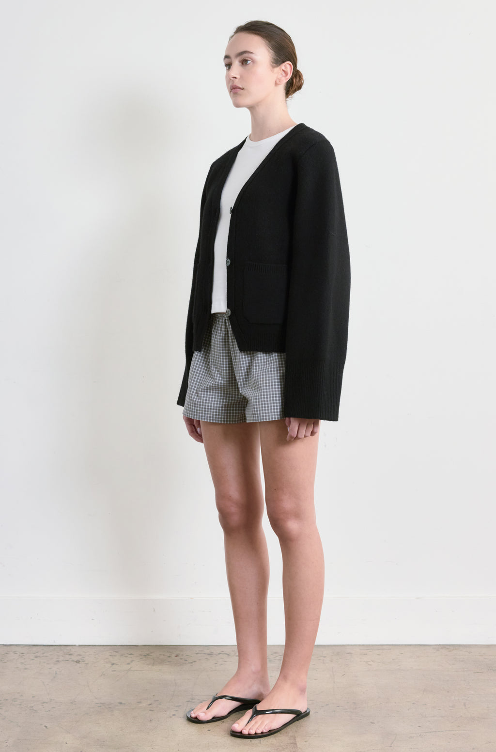 V Neck Cardigan - Almina Concept 