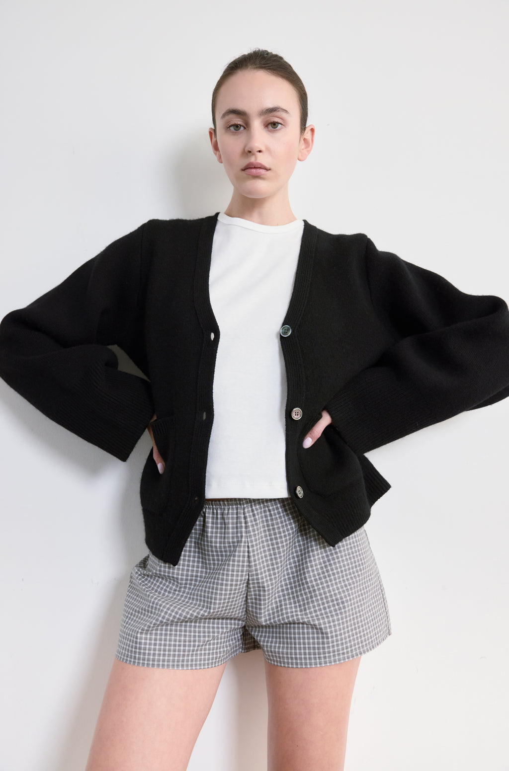 V Neck Cardigan - Almina Concept 