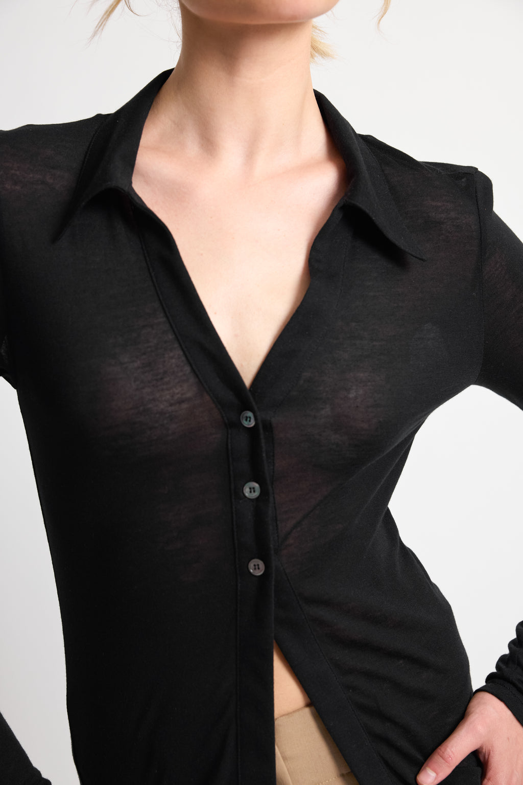 3 Button Knit Top - Almina Concept 