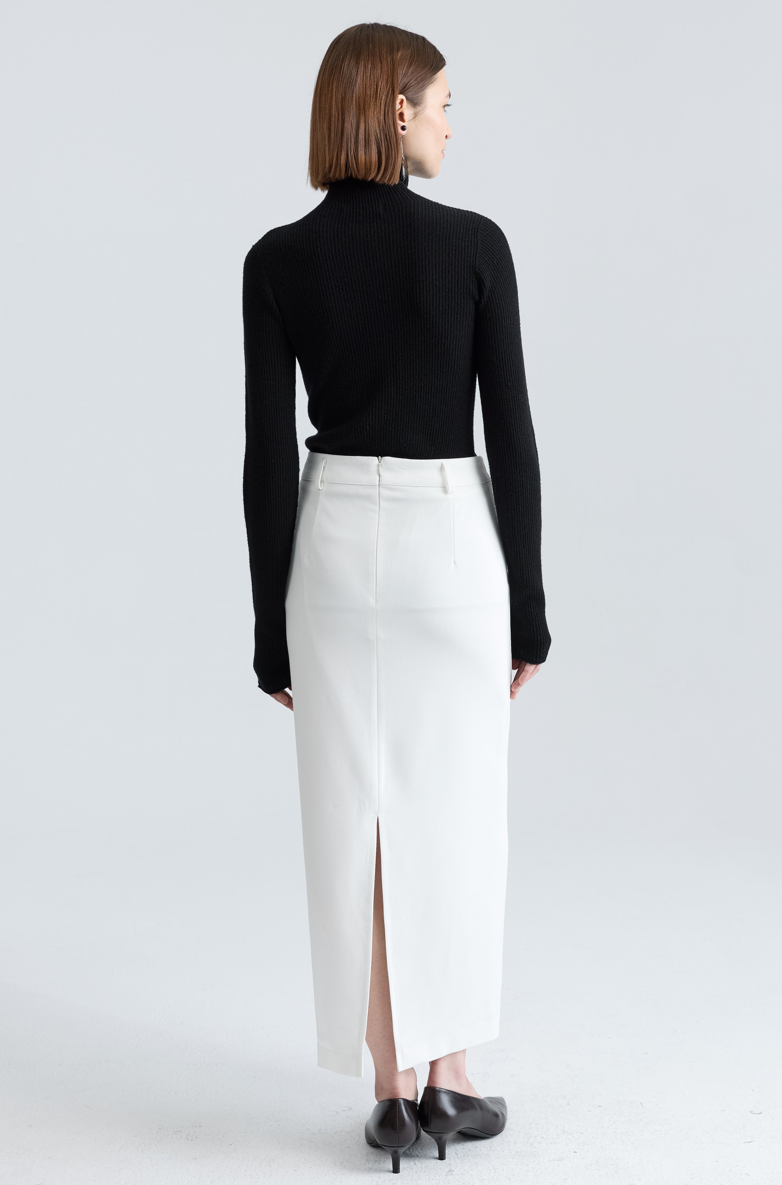 Slim Ribbed Turtleneck - Almina Concept 