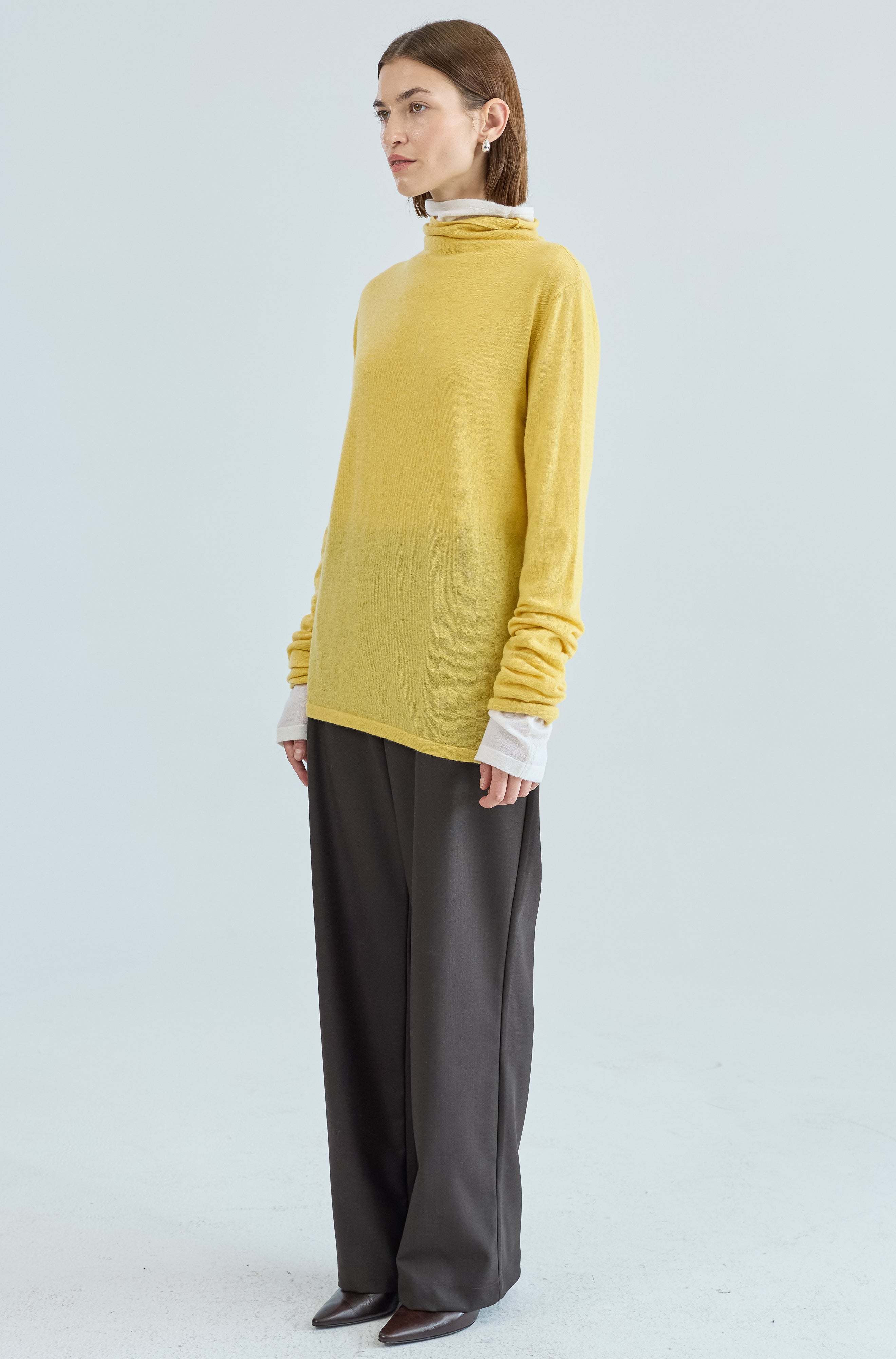Funnel Wool/Cash Turtleneck - Almina Concept 
