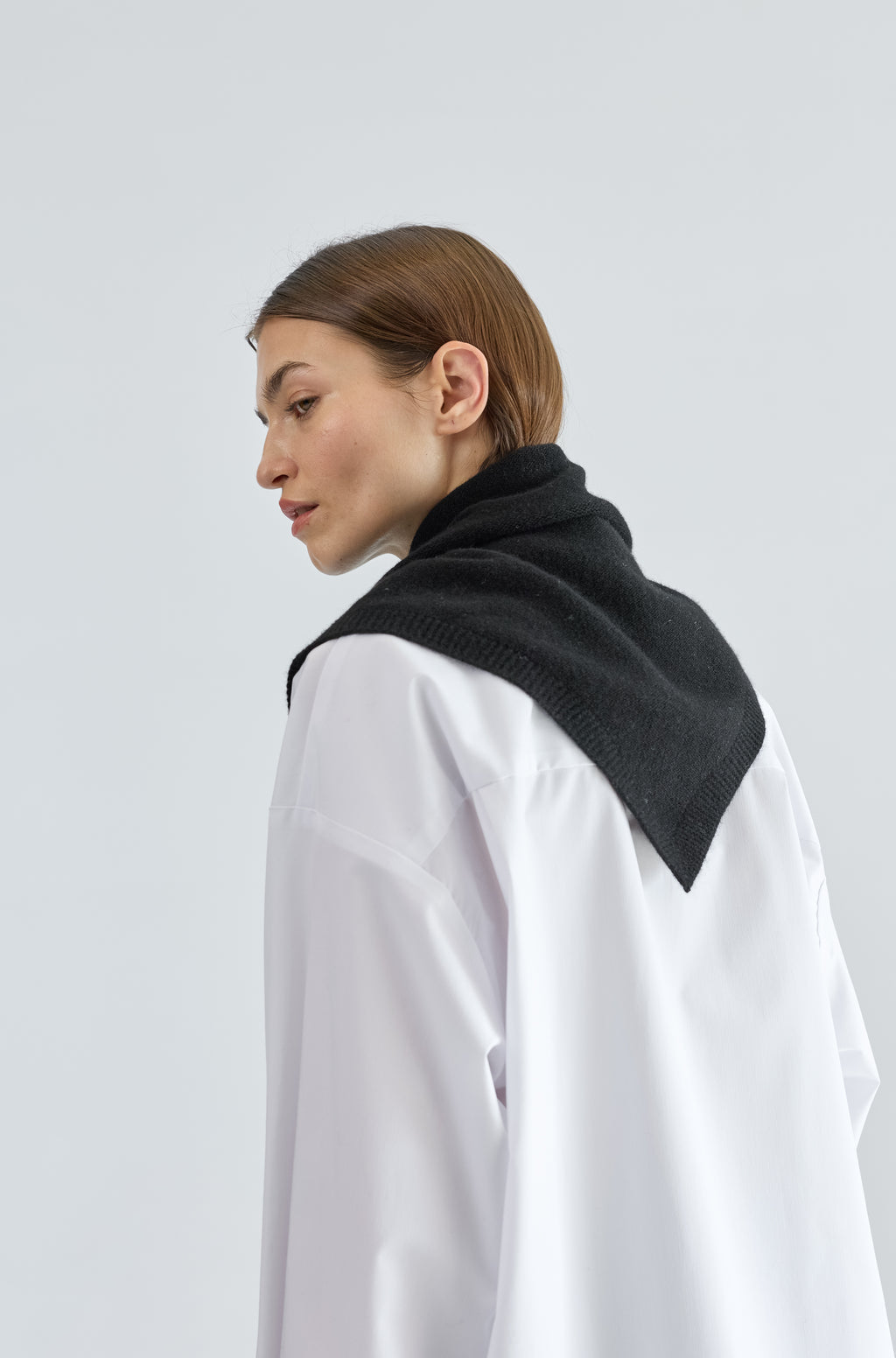 Triangle Neck Scarf - Almina Concept 