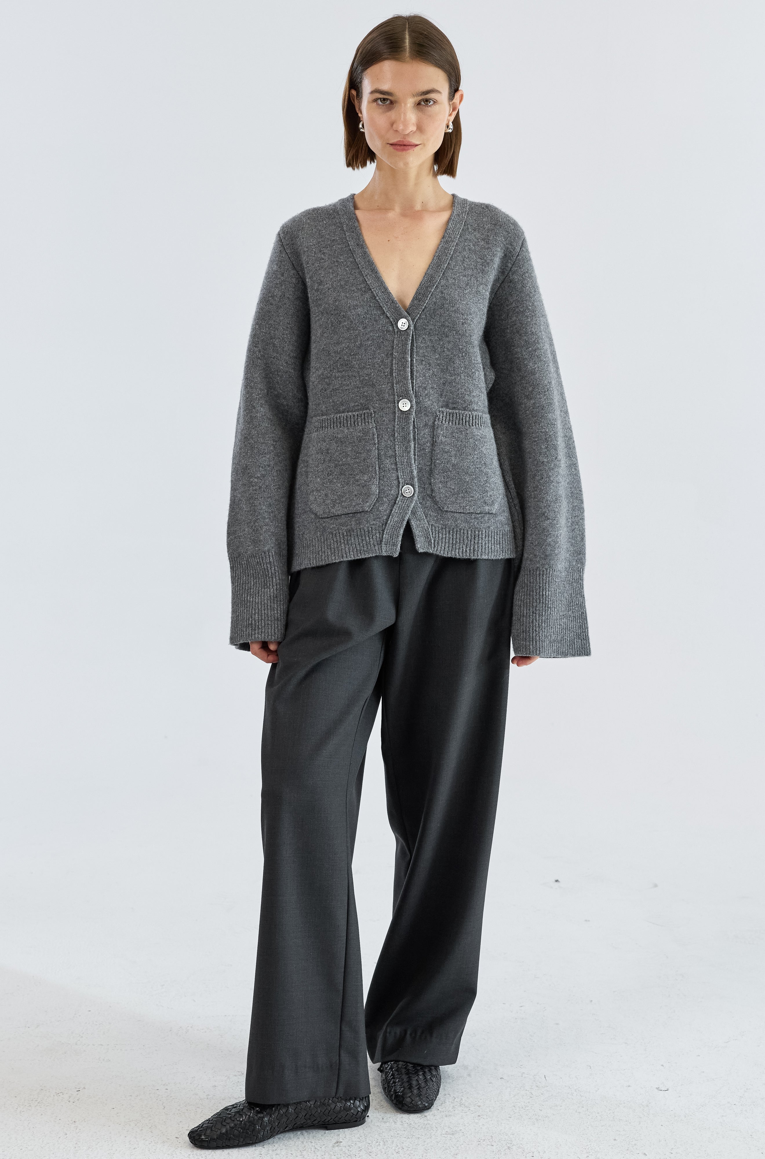 V Neck Cardigan - Almina Concept 