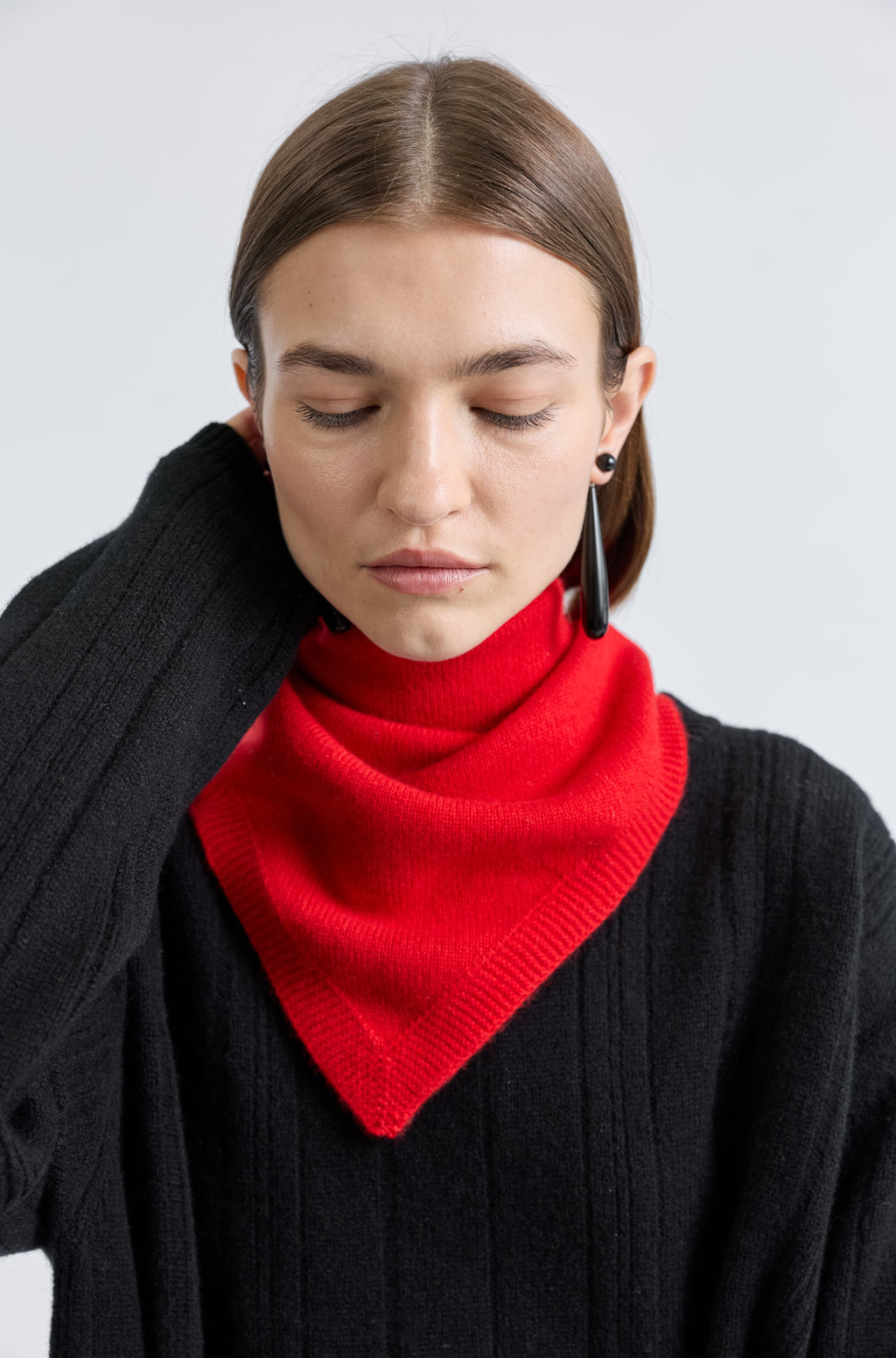 Triangle Neck Scarf - Almina Concept 