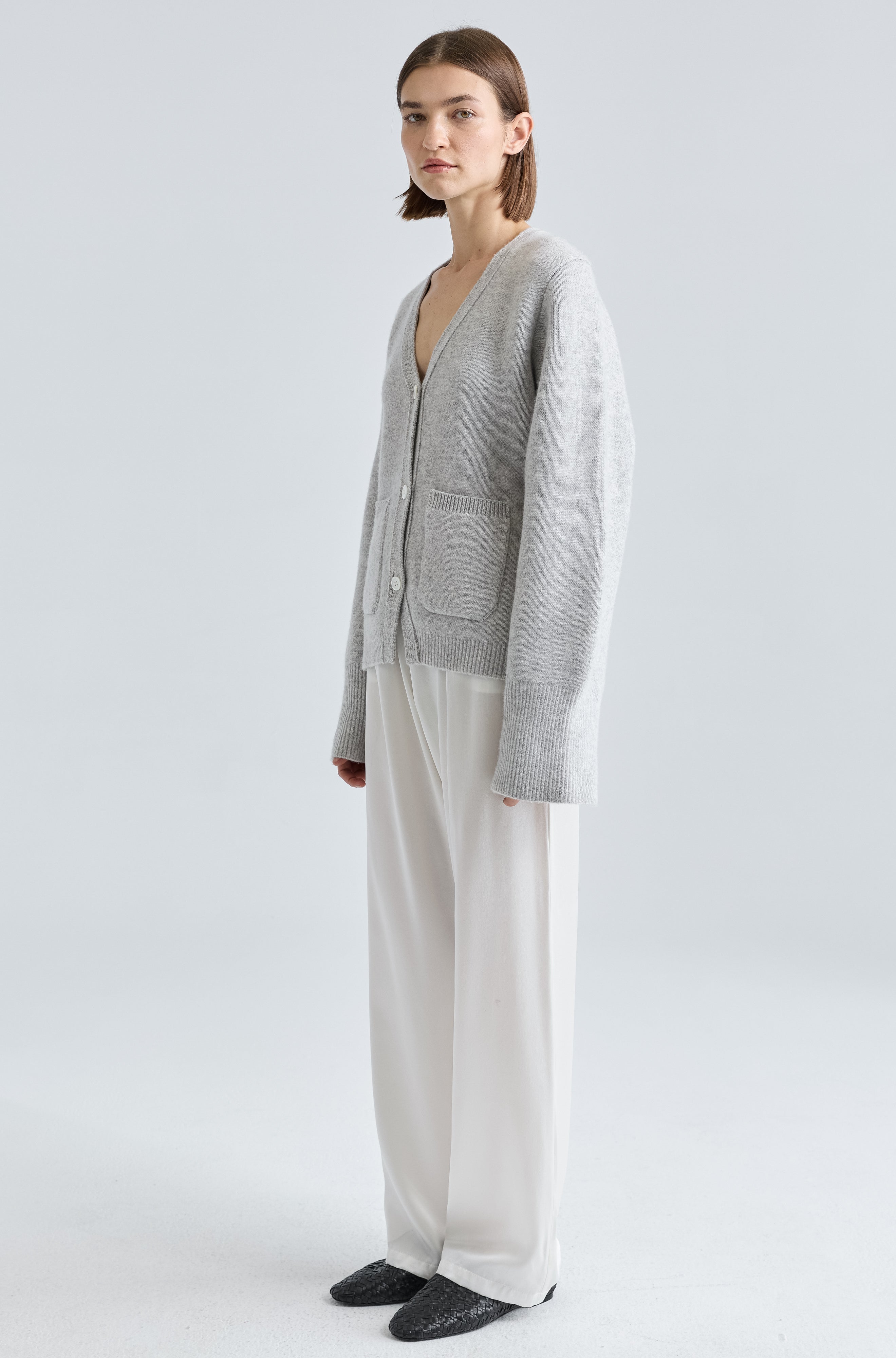 V Neck Cardigan - Almina Concept 