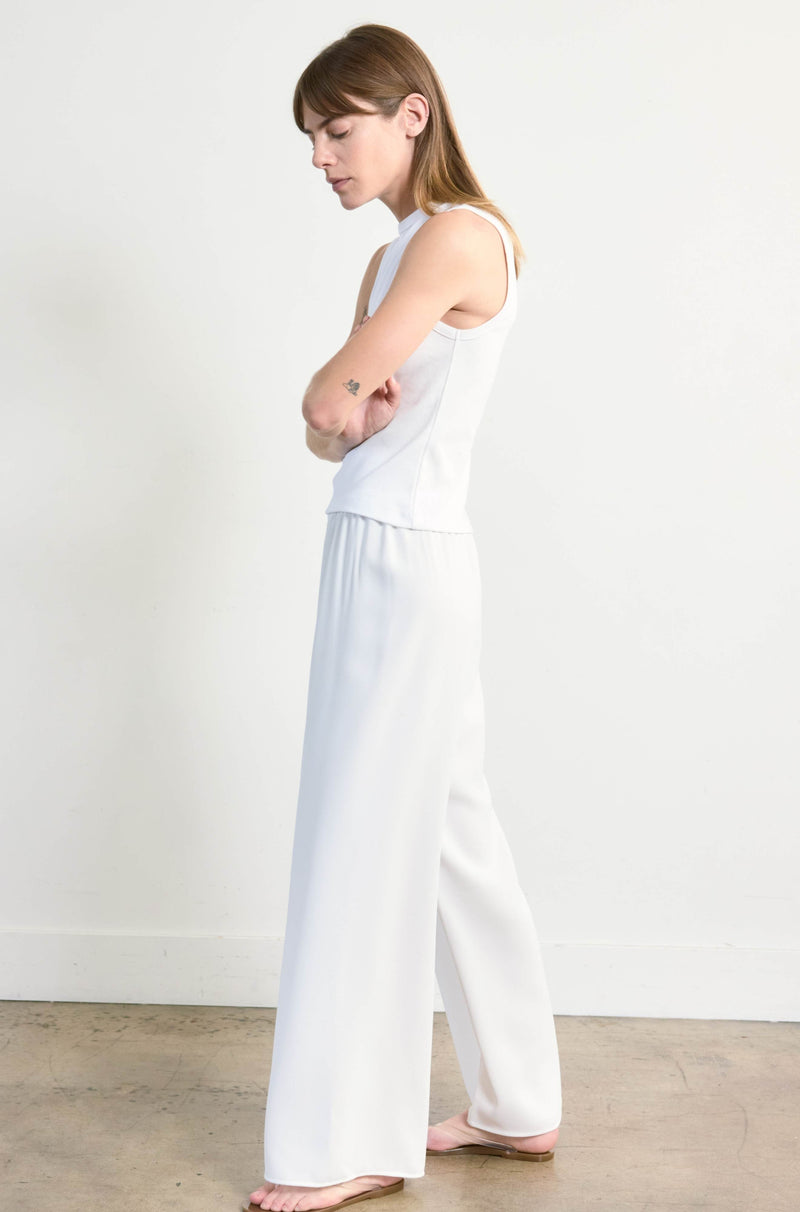 These Travel Pants Elevate Your Red-Eye Style