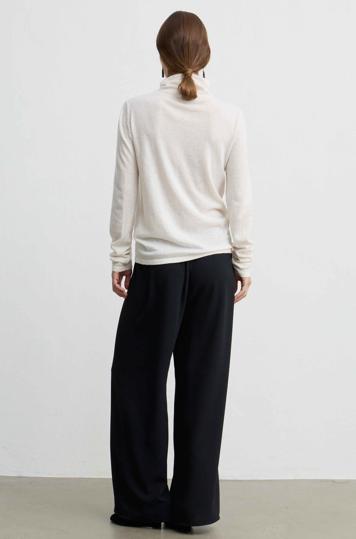 Funnel Wool/Cash Turtleneck