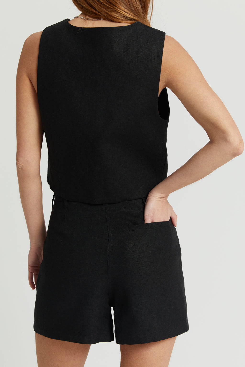 Linen Pleated Shorts - Almina Concept 